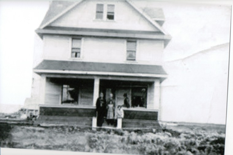The  Harrop home in Balcarres, Saskatchewan. c1915