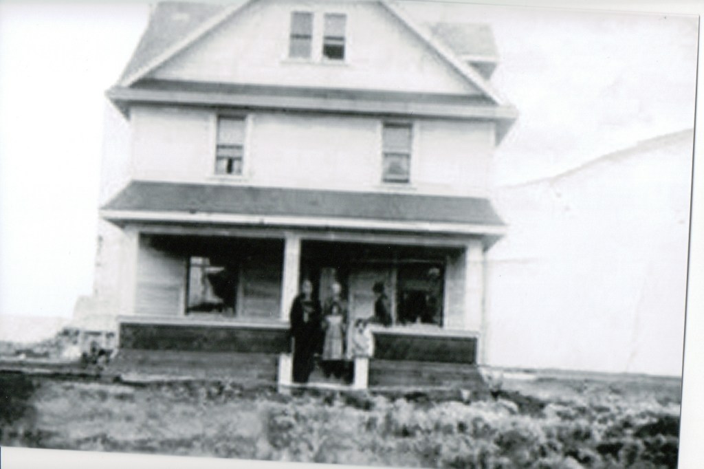 The  Harrop home in Balcarres, Saskatchewan. c1915